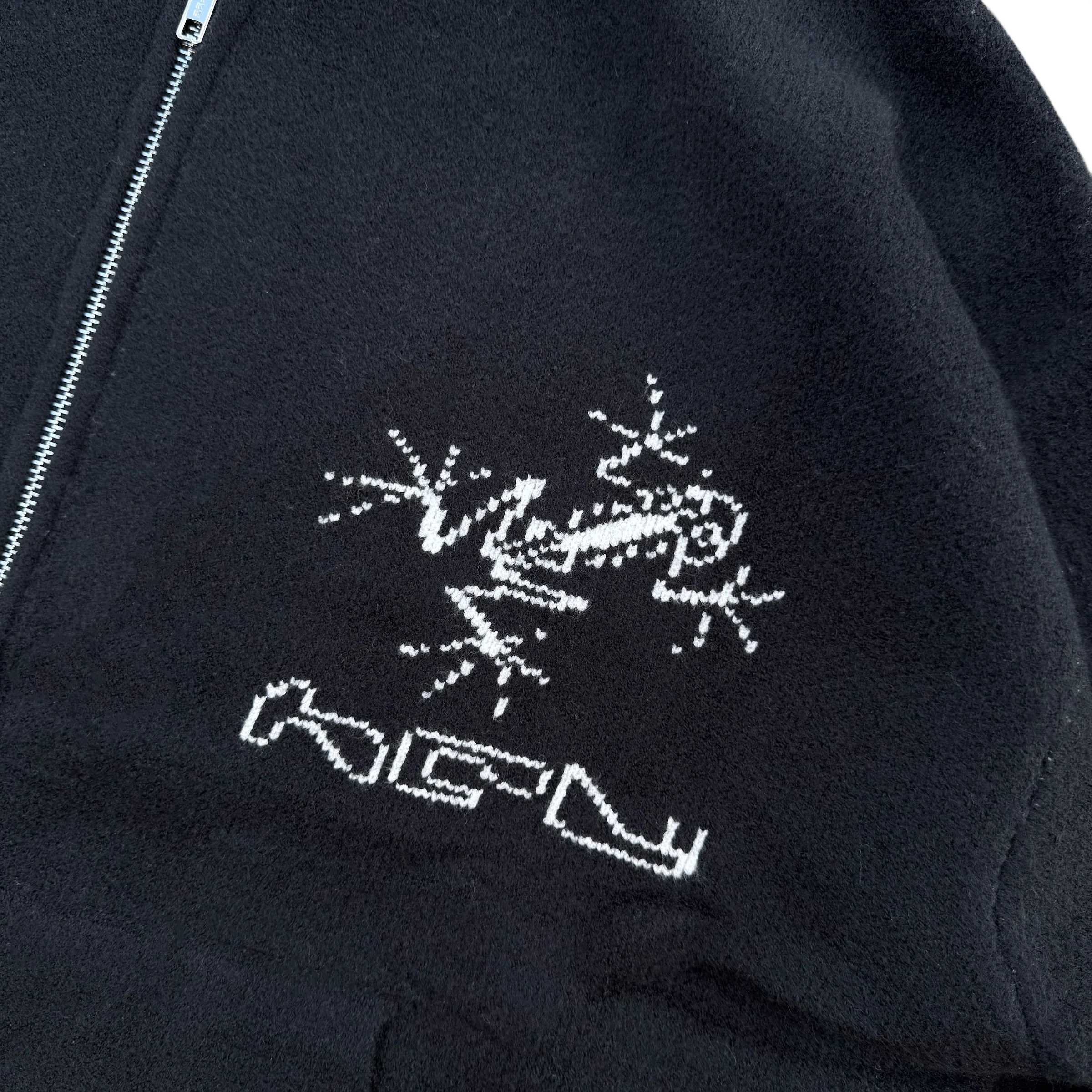 KNITTED FROG HOODIE - Image 4