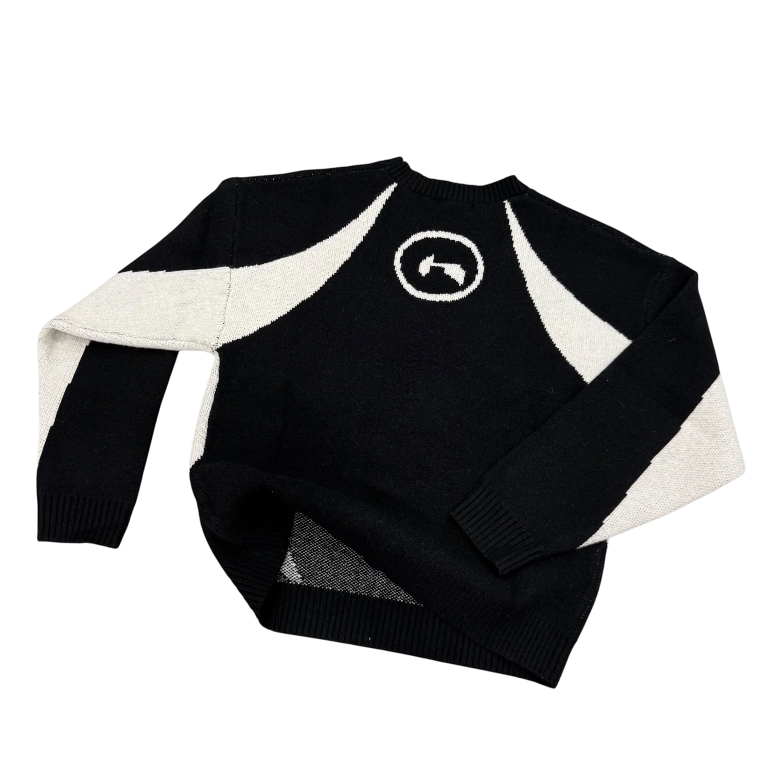 TECH KNIT (BLACK/WHITE) - Image 4