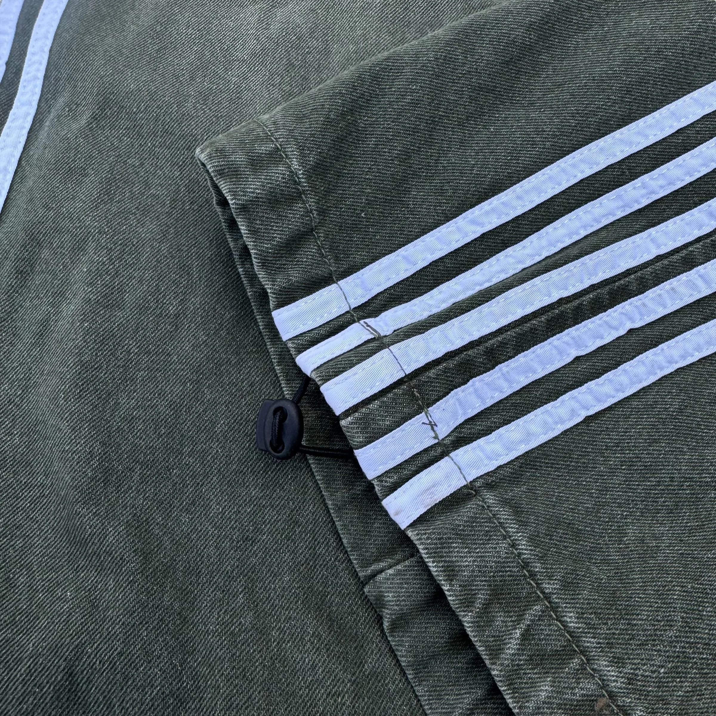 TRACK JEANS (GREEN/WHITE) - Image 7